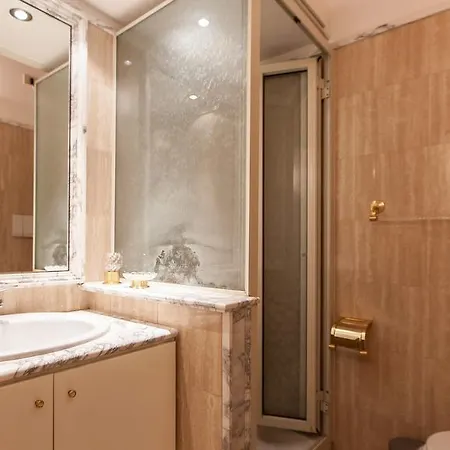 In - Gambero Apartment Rome